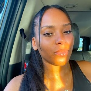 Meet your Posher, Natalia